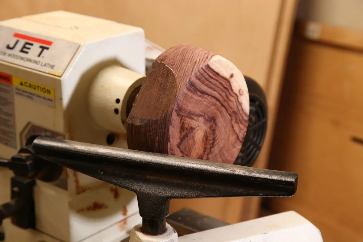 Faceplate mounted and turning